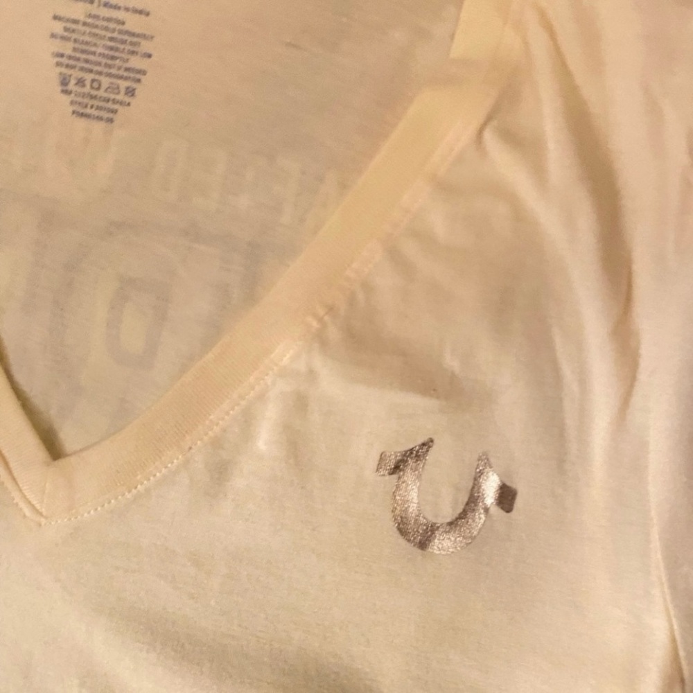 True Religion Women’s Tee - Size Medium Yellow - Picture 2 of 4